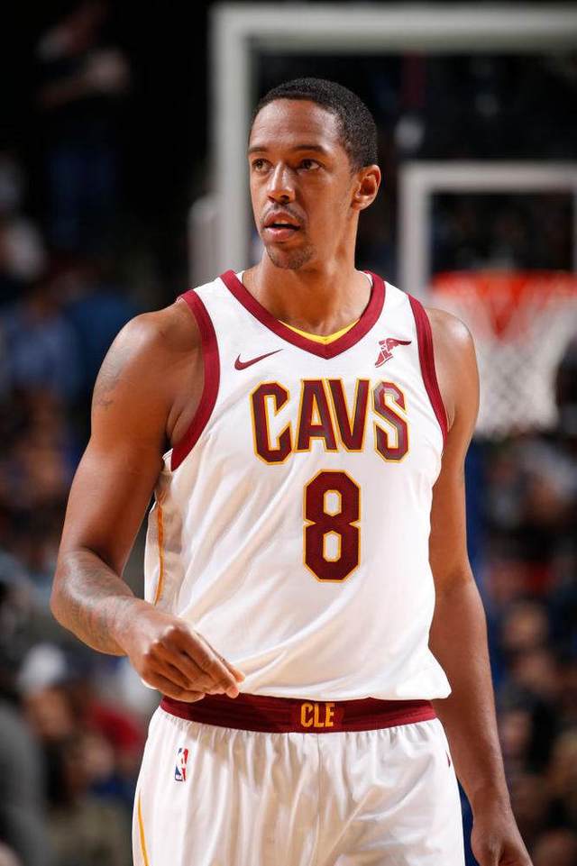 青啤啦啦队美国克里夫兰骑士队表演