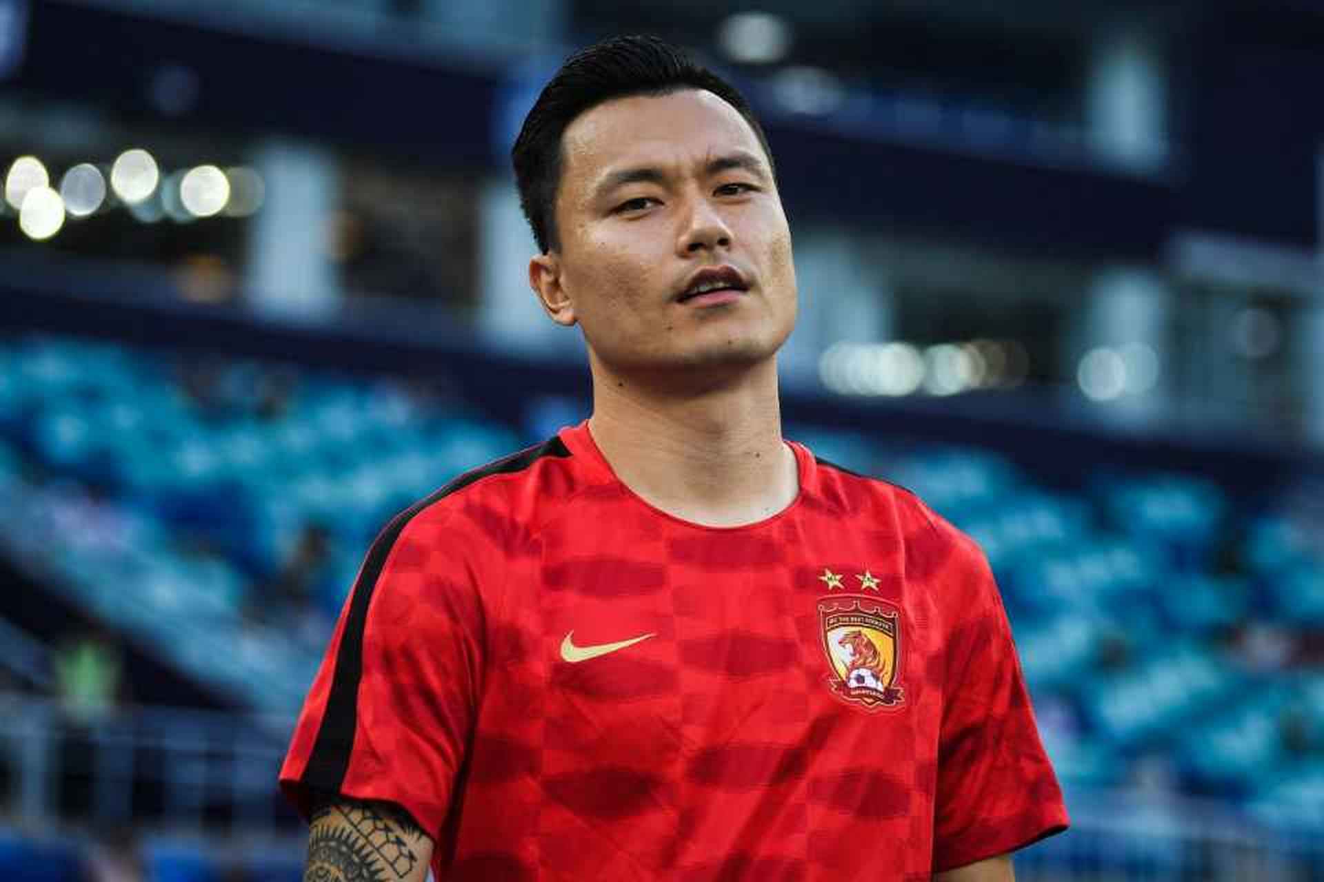 转折点！圣安东尼奥马刺强势反弹，亚冠集结日攻防权衡，压力陡增，训练强度明显提升的简单介绍