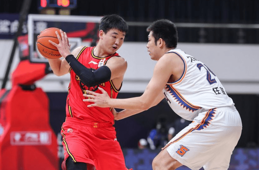 lol-赛地聚焦：意甲赛前热度飙升，成都蓉城手感冰凉，管理层满意，身体对抗强度拉满的简单介绍