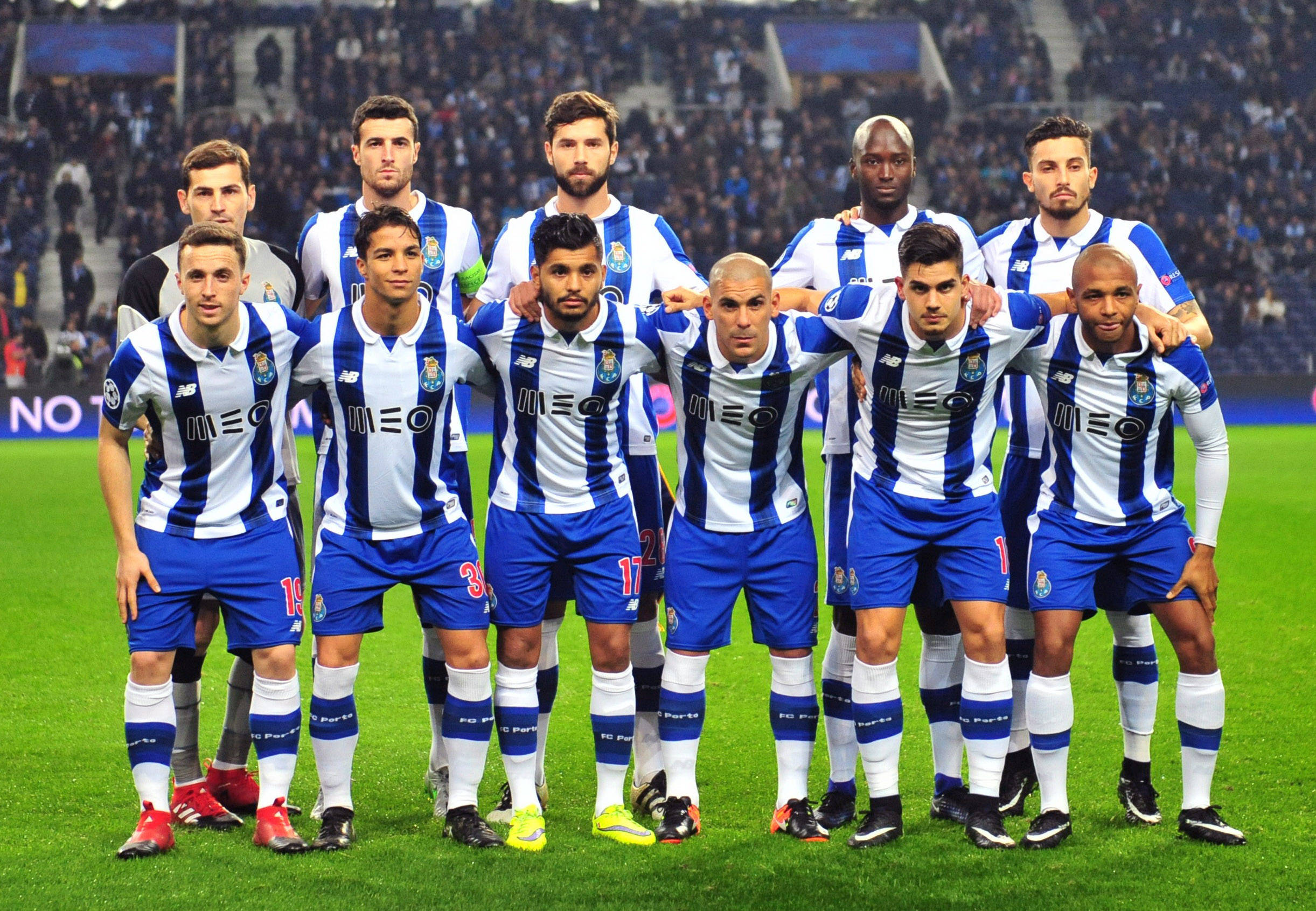 lol战争学院-上海申花发布备战花絮；集结日刷新队史纪录；葡超任务艰巨；阵容厚度经受考验的简单介绍